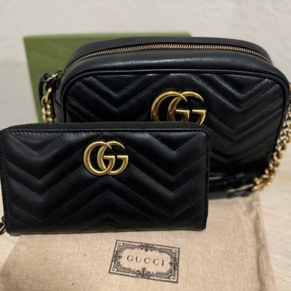 GUCCI GG Marmont Camera Size Small Calf Leather with Matching Gucci Zippy Wallet - Picture 2 of 12